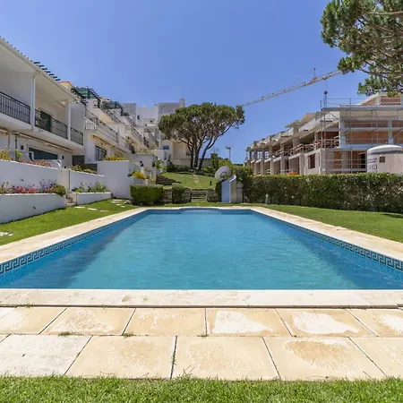 Moises * 阿尔布费拉